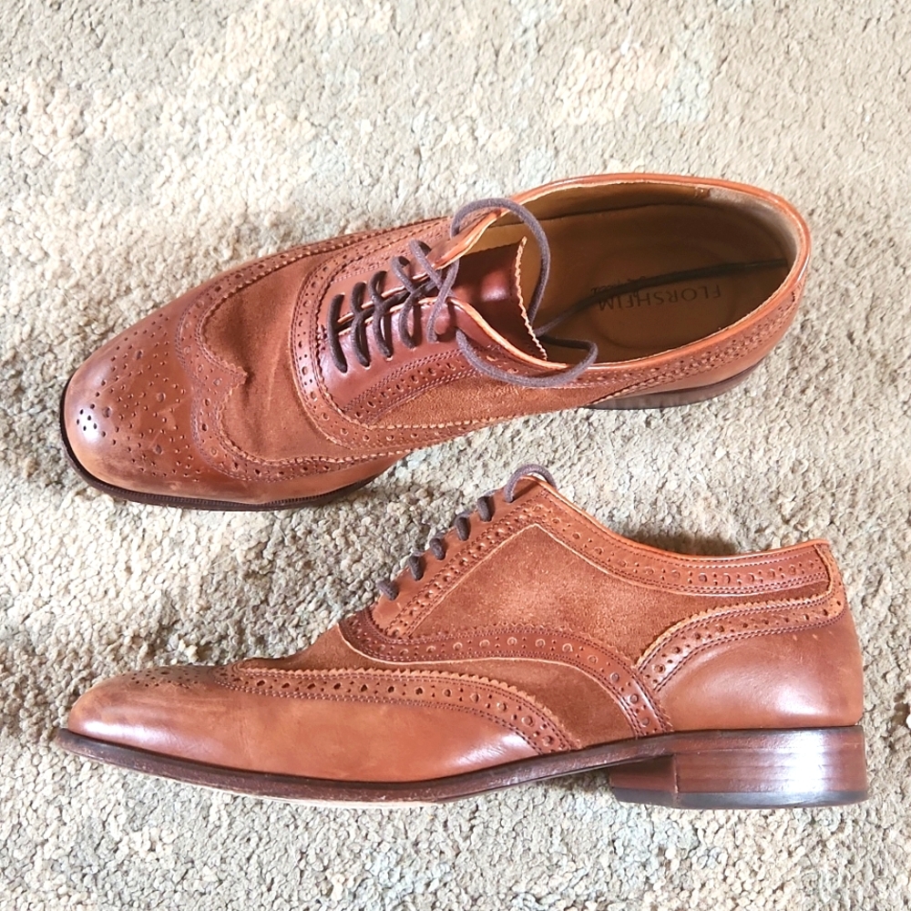 Florsheim Leather Dress Shoes. 11D
